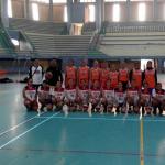 tim stiki putri berfoto bersama tim smak st. agustinus kediri
